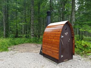 WC_v ravenski_kočni